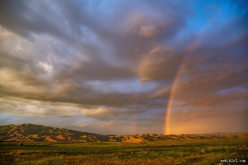 天边的彩虹