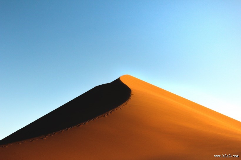 干旱的沙漠图片大全