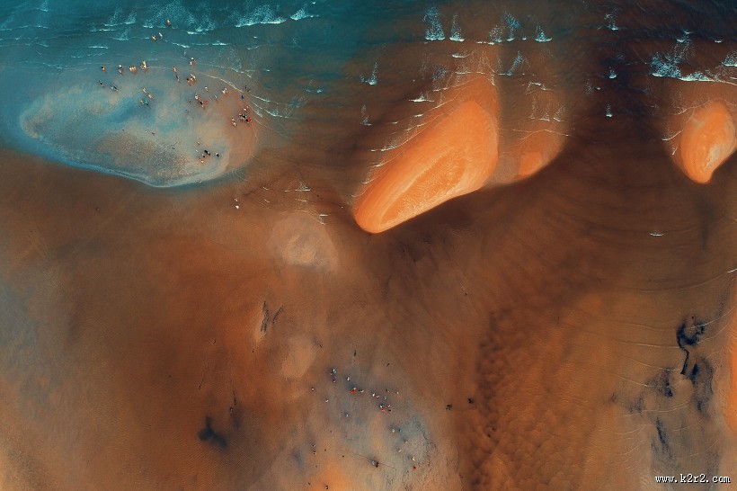 无人机航拍海滩图片