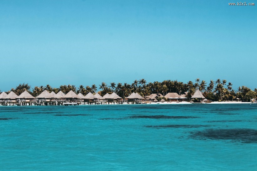 碧蓝的大海图片大全