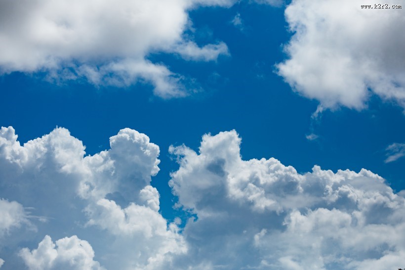 蓝天白云美丽风景图片