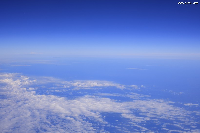 蓝天白云自然风景图片