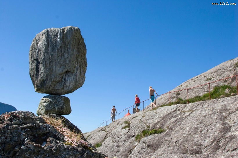 高山远足风景图片
