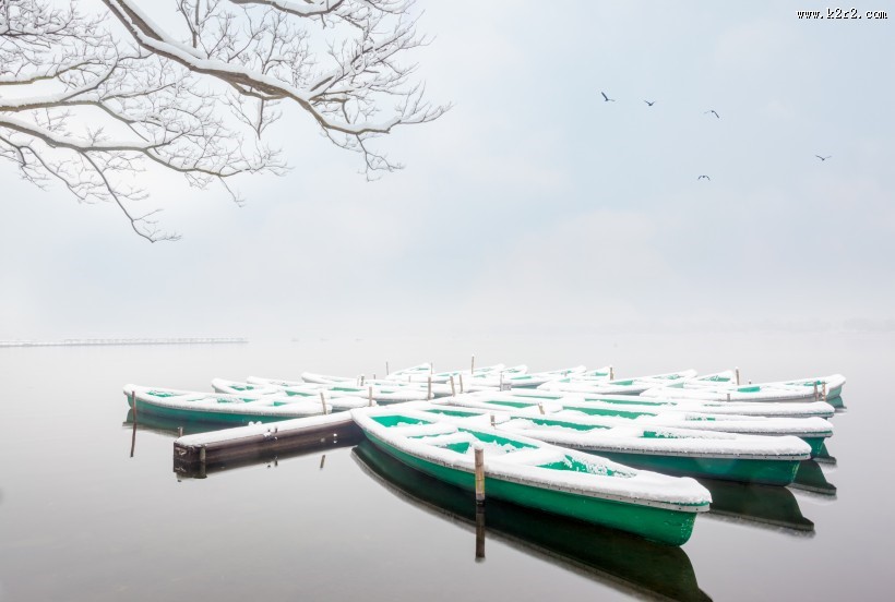 冰天雪地的自然风景图片