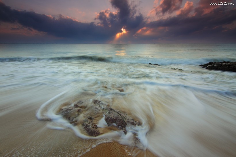 丝绸一样的海水图片