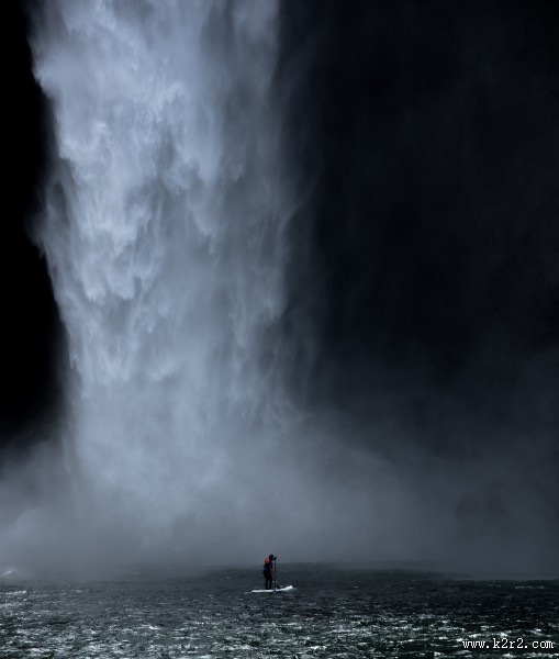 气势磅礴的瀑布图片大全