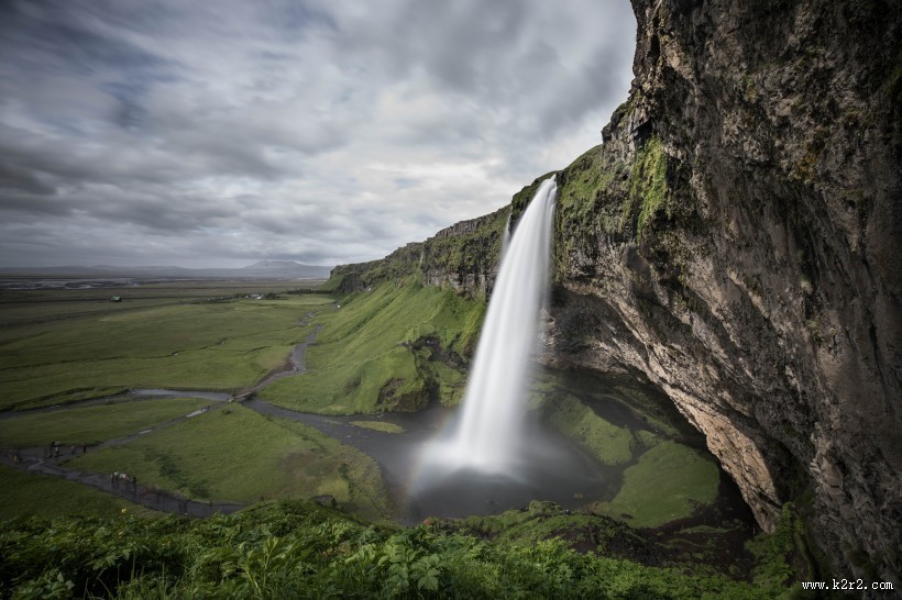 气势磅礴的瀑布图片