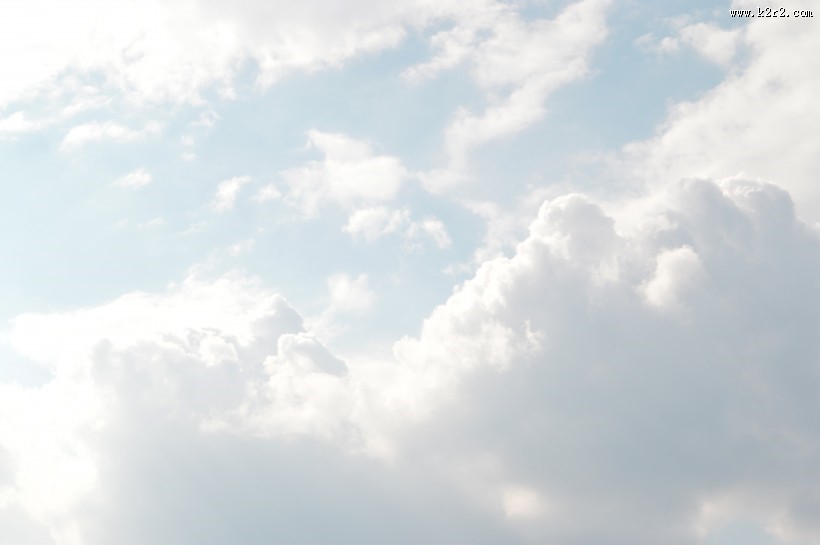 洁白的云朵图片