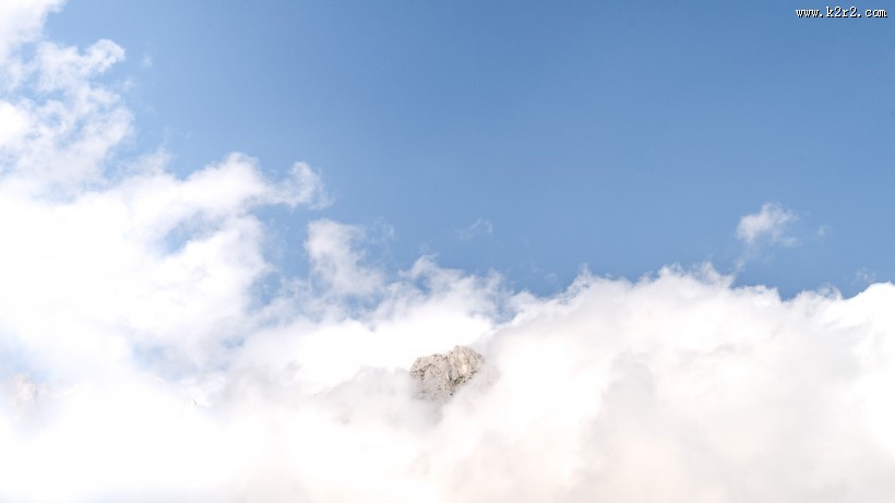 天上美丽的云朵图片