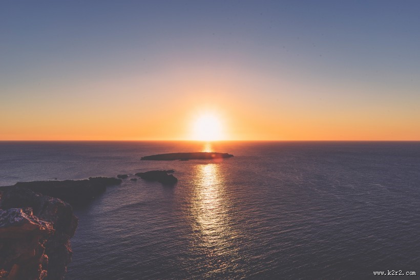 海面上的日出风景图片