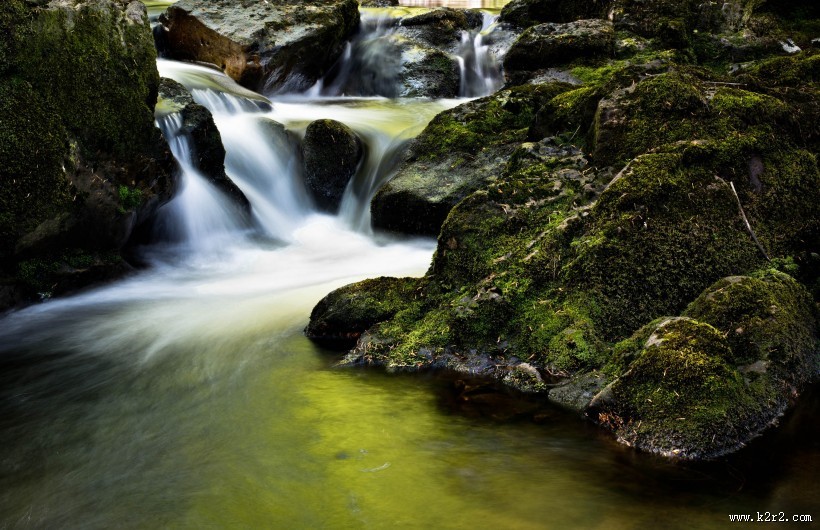 气势磅礴的瀑布图片大全