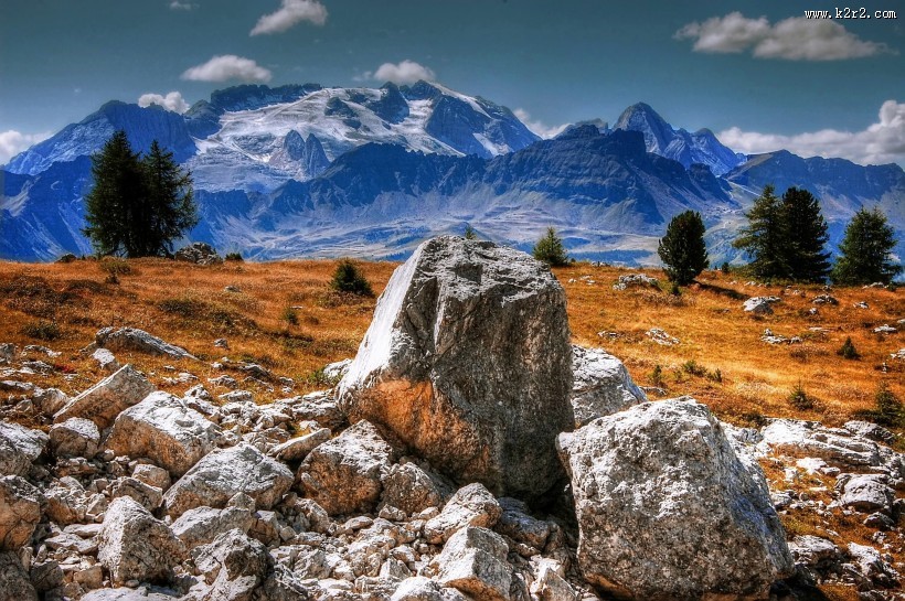 奇特岩石风景图片