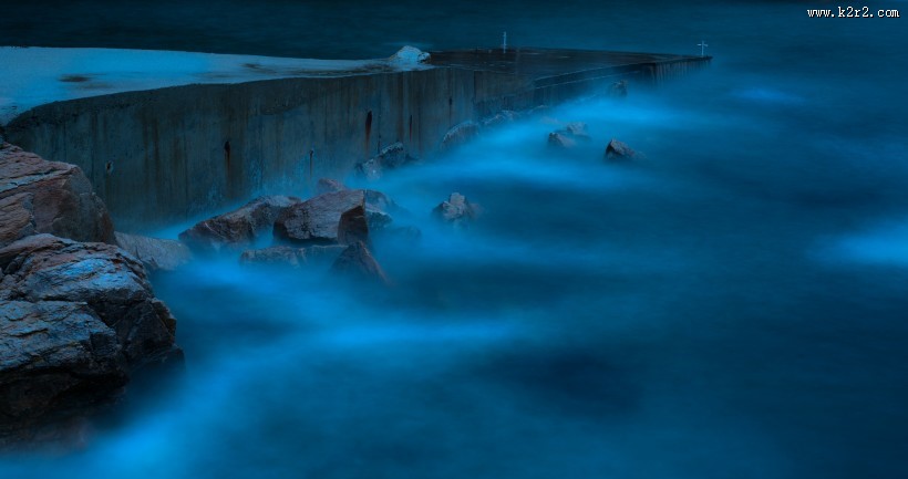 雾气朦胧的海面图片大全