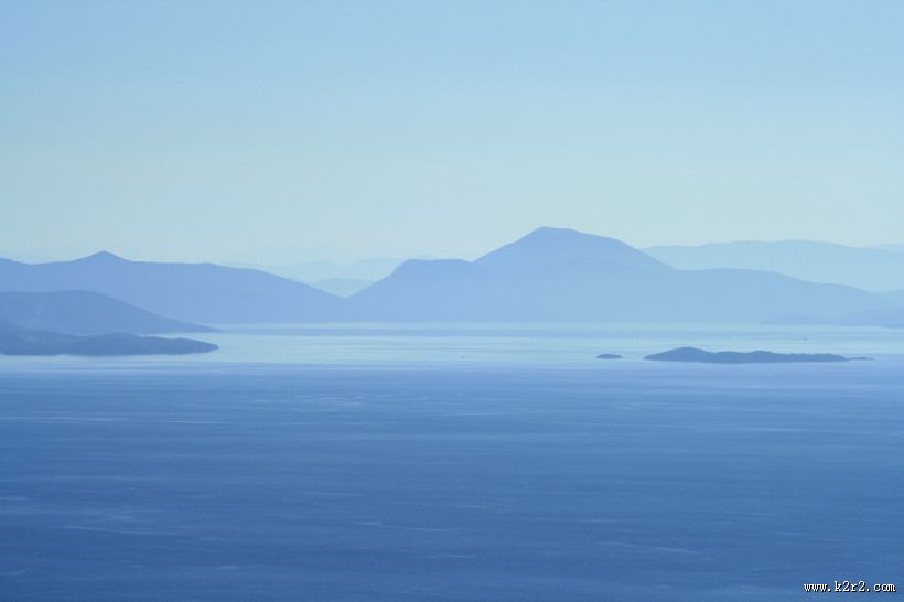 雾气朦胧的海面图片大全