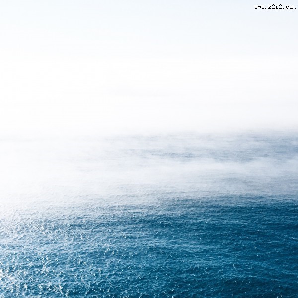 平静的海面图片
