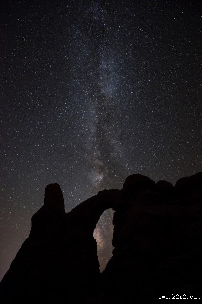 美国犹他州夜空的繁星点点图片
