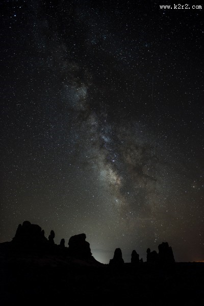 美国犹他州夜空的繁星点点图片