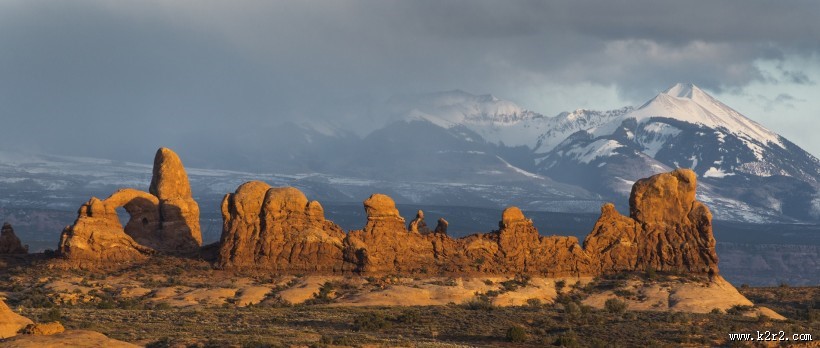 雄伟壮观的拱门国家公园图片