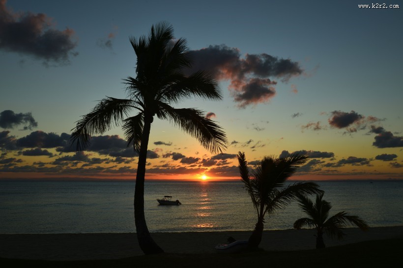 唯美的沙滩日落图片大全