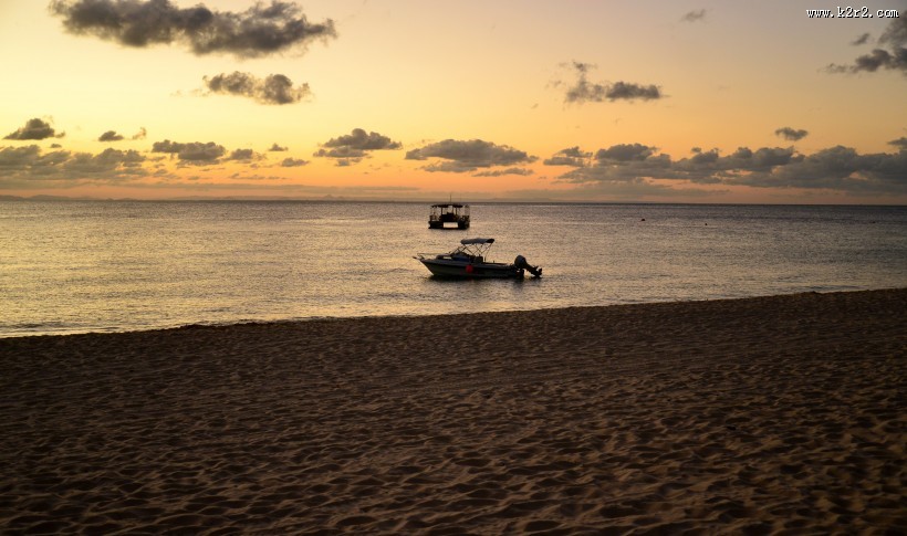 唯美的沙滩日落图片大全