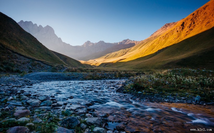 山脉山峰山顶风景图片