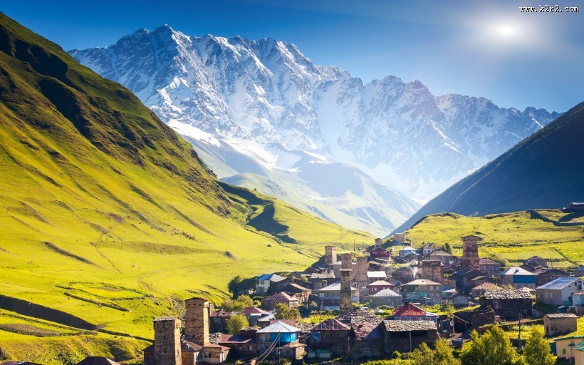 山脉山峰山顶风景图片