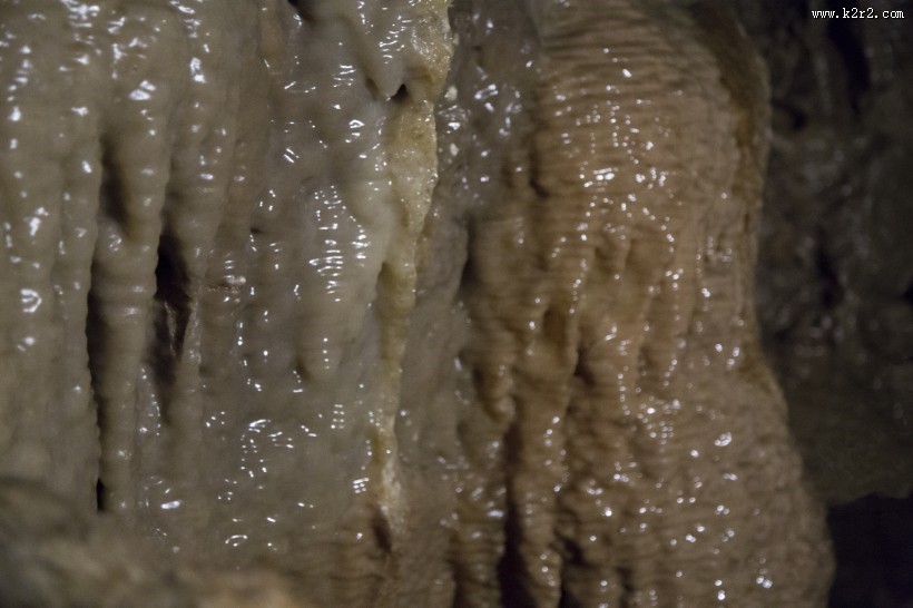 探险石头洞穴图片