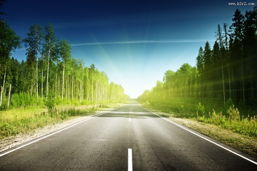 柏油路景色图片