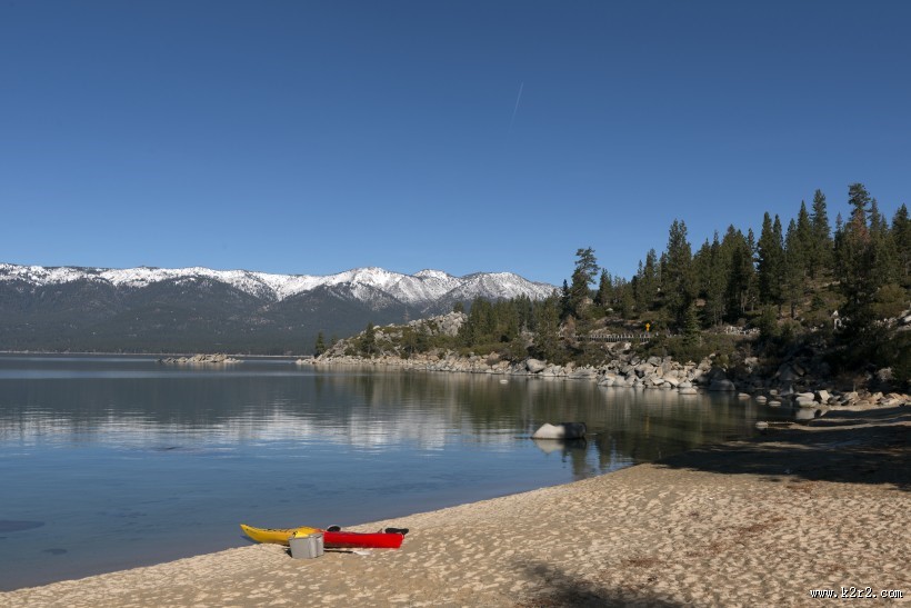 高山上的太浩湖图片