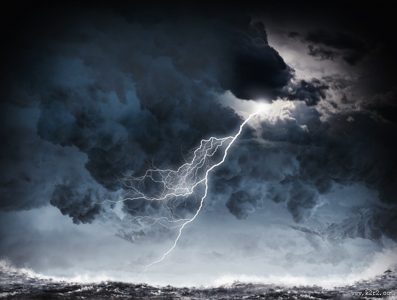 波涛汹涌的大海景色图片