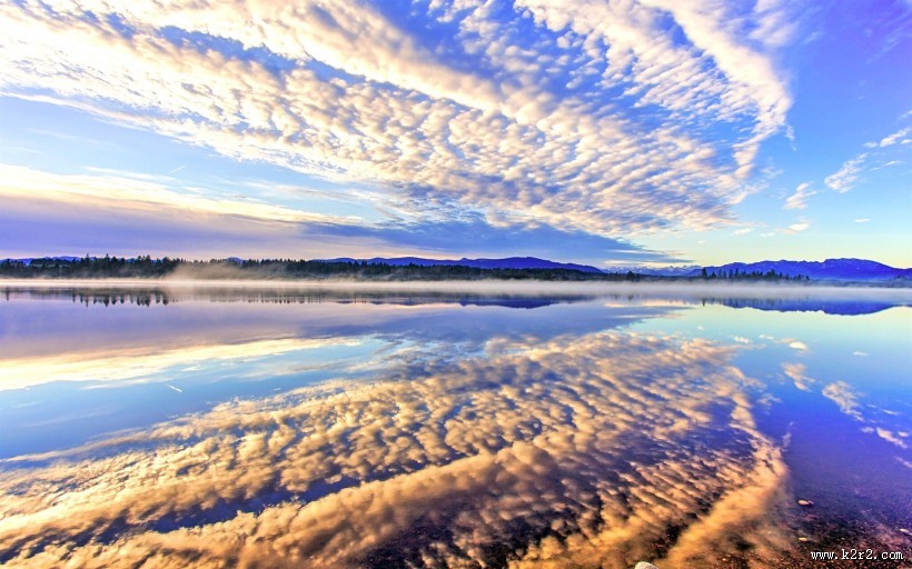 蓝色的大海图片