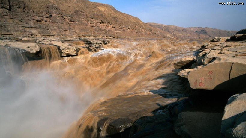 壮阔的山河风光图片