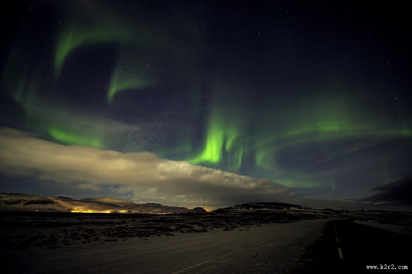 绿色的极光风景图片