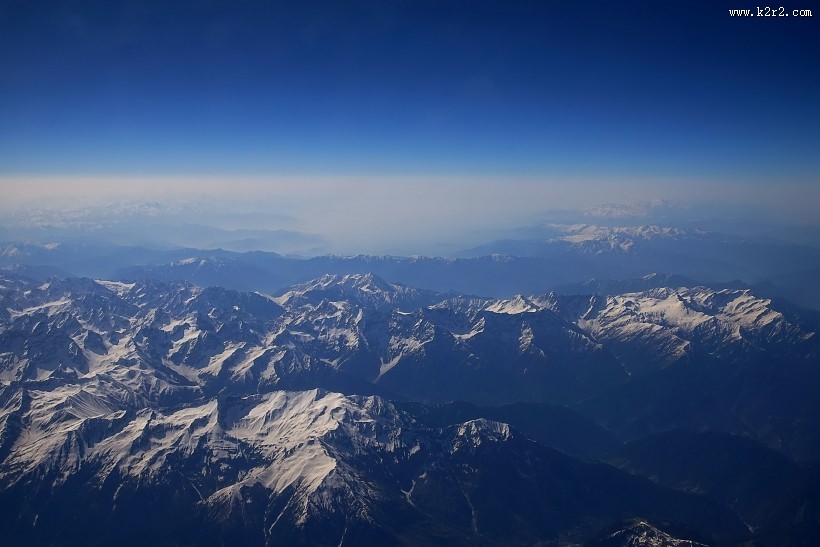 鸟瞰昆仑山风景图片