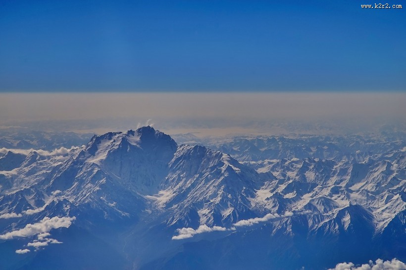 鸟瞰昆仑山风景图片
