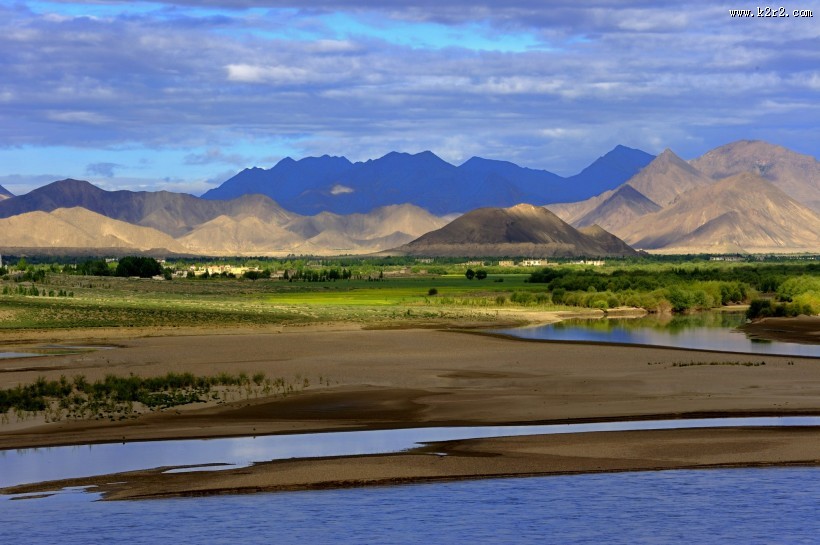 珠穆朗玛峰风景桌面壁纸