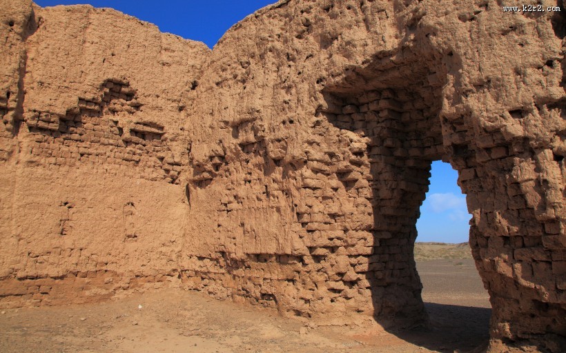 胡杨林秋色风景图片