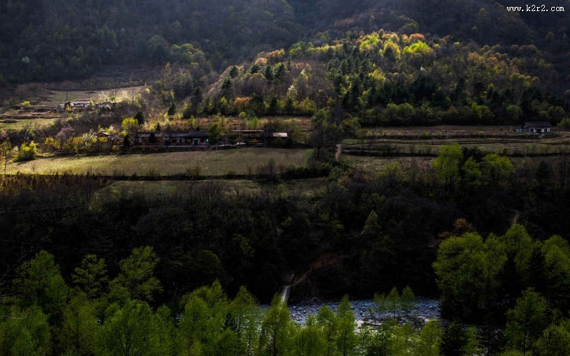 秦岭春天风景图片