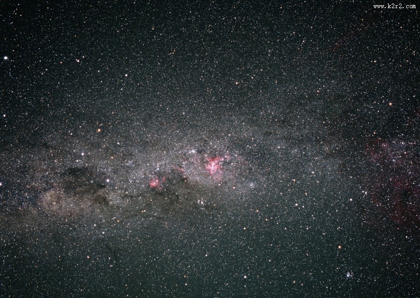 布满星星的天空图片