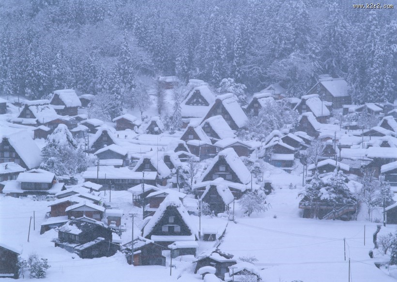 冬季的村庄图片