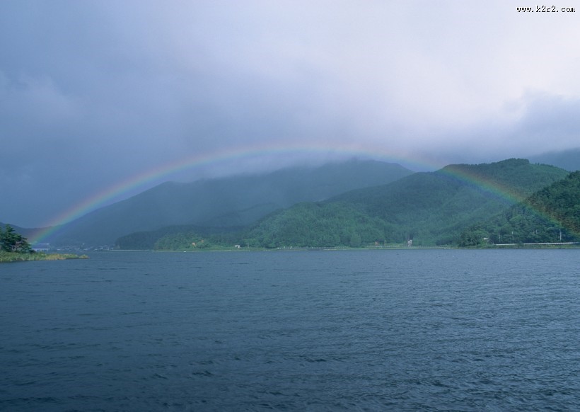 美丽的彩虹图片