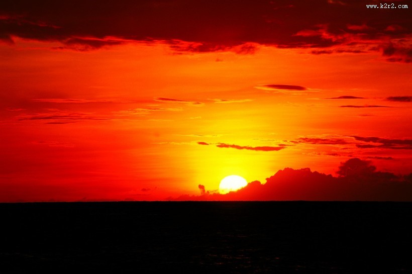 唯美海边落日夕阳图片