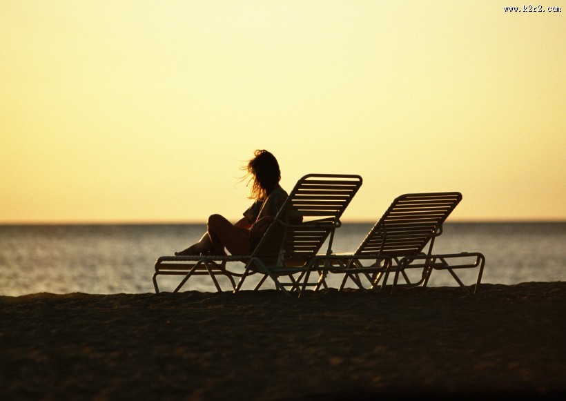 海边夕阳剪影图片