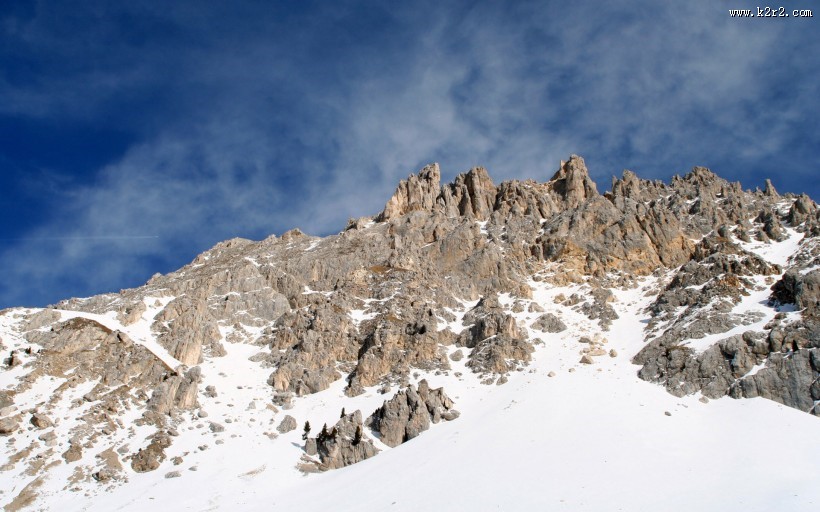 山岭山谷风光图片