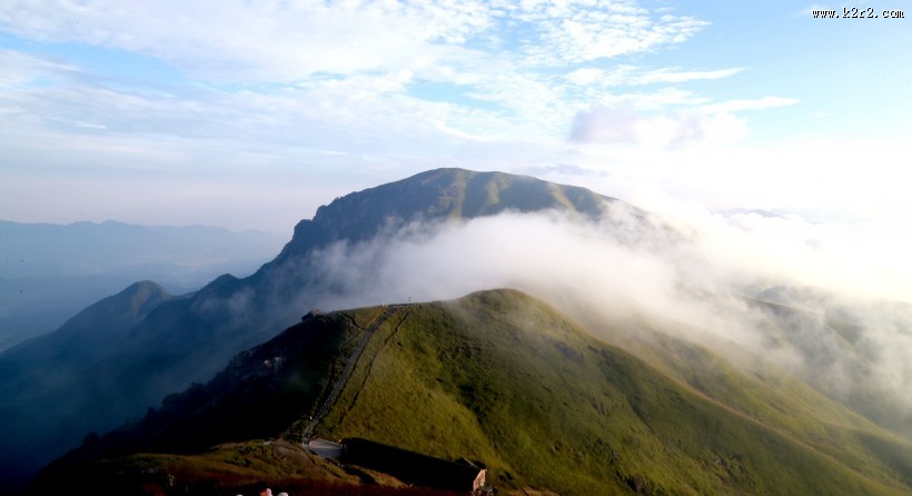 江西武功山云海自然风景图片