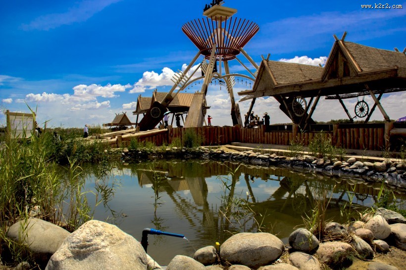 新疆罗布人村寨自然风景图片