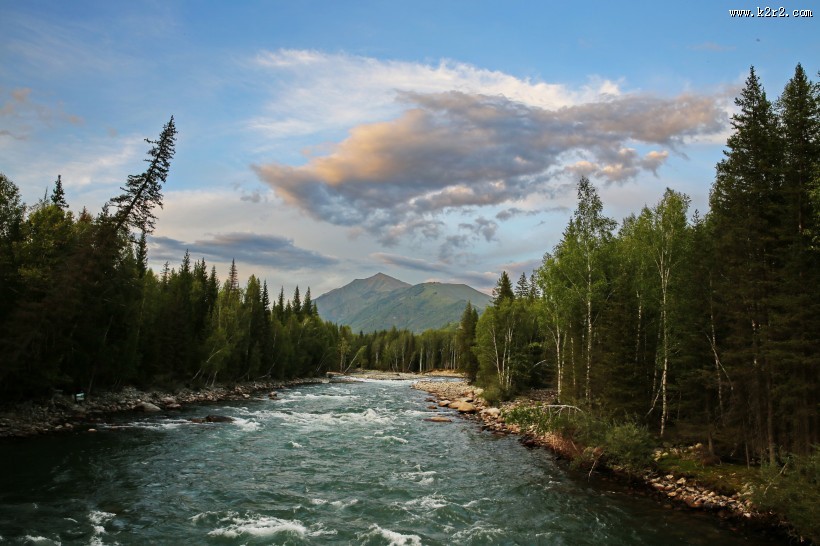 新疆禾木自然风景图片