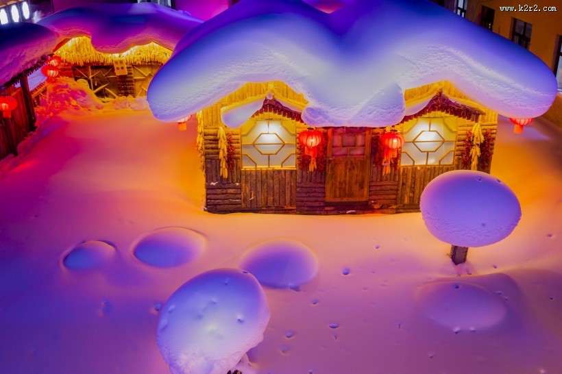 灯光下的雪乡风景图片大全