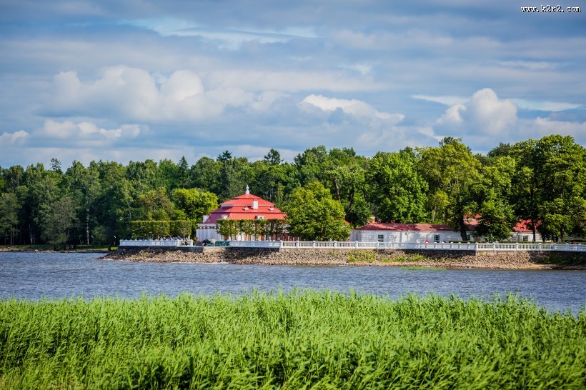 俄罗斯圣彼得堡夏宫建筑风景图片