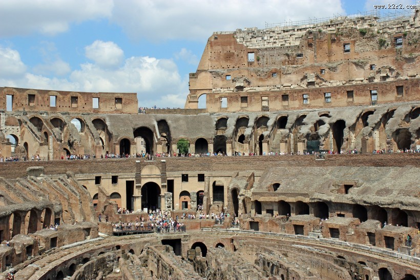 罗马斗兽场的内部风景图片